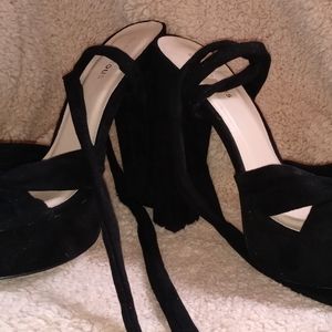 🏖️ Dollhouse platform heels